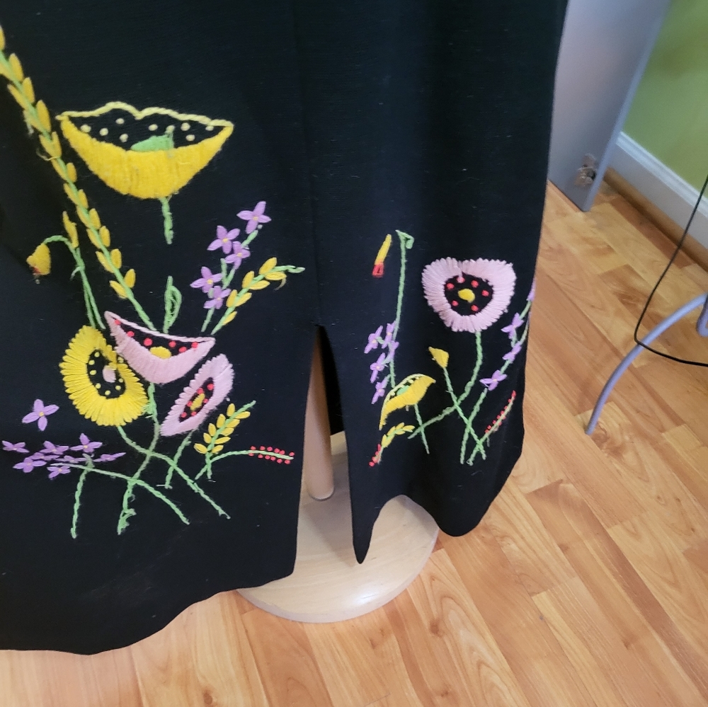 Authentic Vintage Wool Knit Embroidered Maxi Skirt - Picture 2 of 4